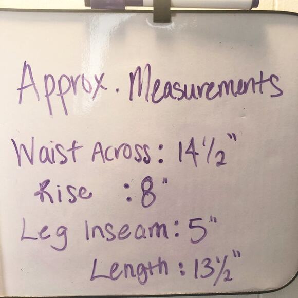 Vanilla Star Juniors Mid Rise Cuffed Jean Shorts Size 7 - Picture 11 of 11